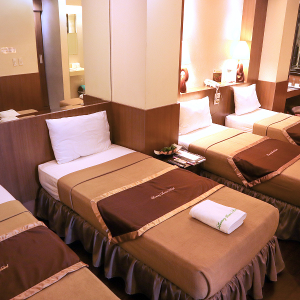 Quadruple Suite Luxury Suites Hotel Tacloban